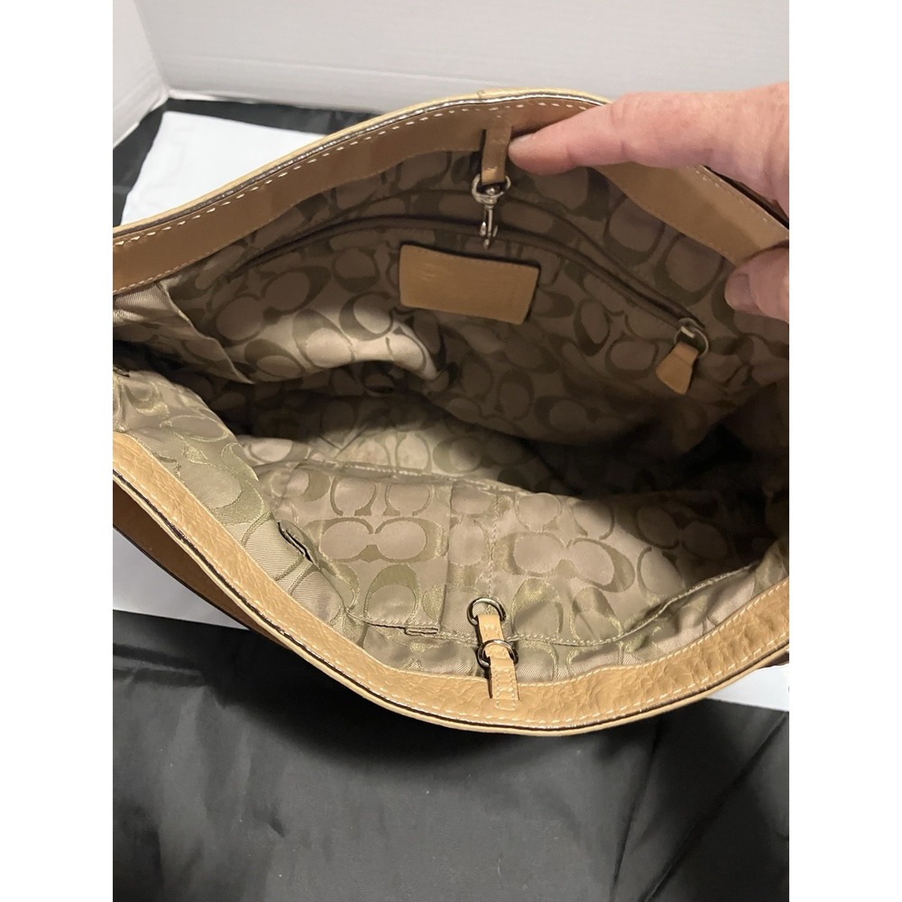 Vintage Coach Beige/ Tan  Pebbled Leather Slouchy Hobo Bucket Shoulder Bag 5715 - Picture 3 of 13